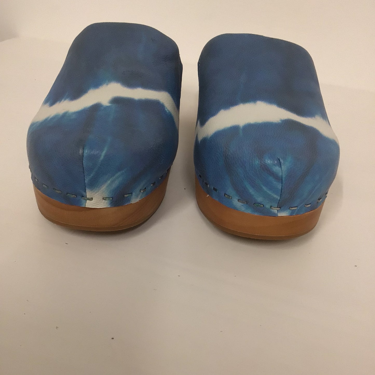 Charlotte Stone Blue & White Platform Clogs Size 5