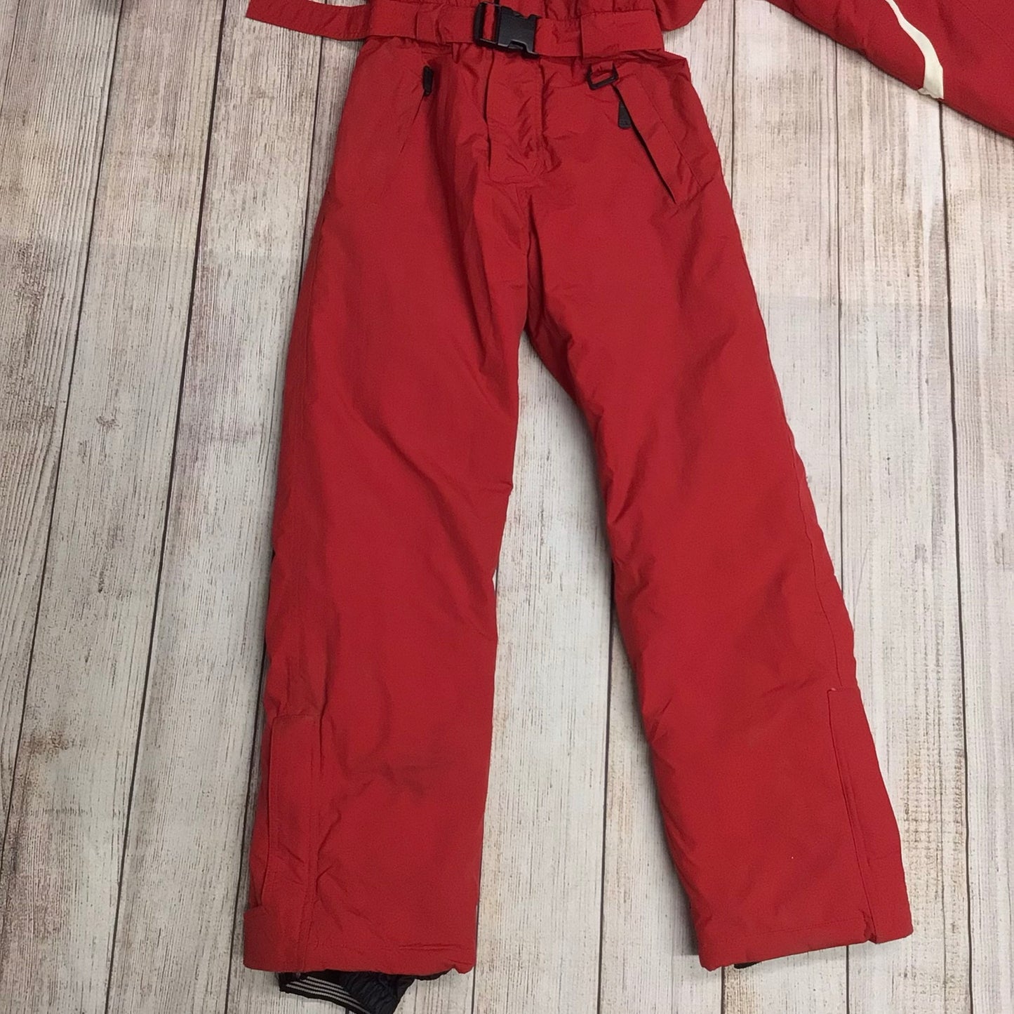 Trespass Youth Red All In One Ski Suit Size 15-16 yrs (170-176cm)