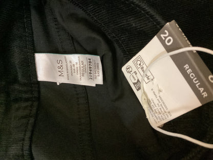 M&S Black Straight Leg Trousers – Size 20 Regular – BNWT
