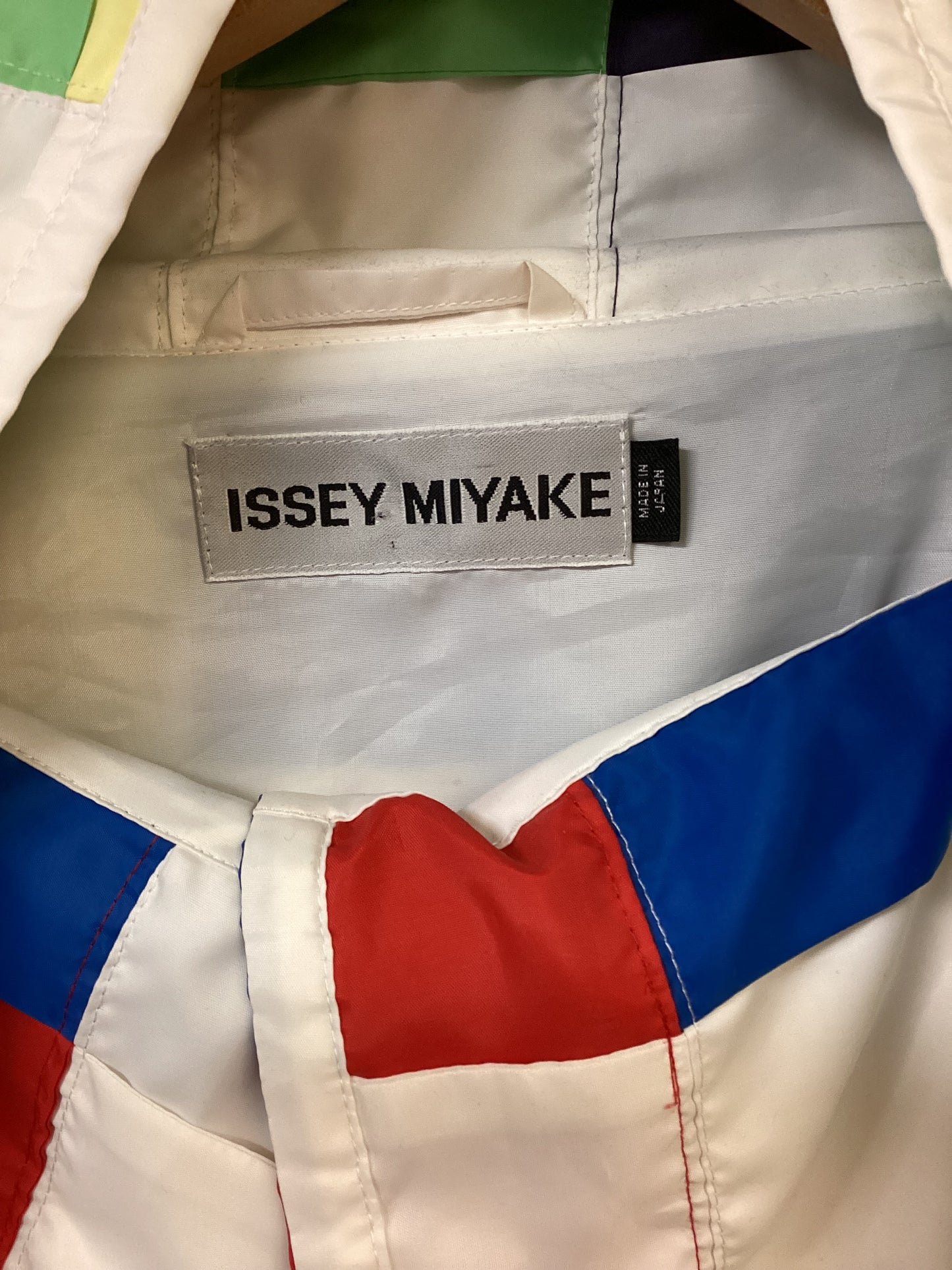 ISSEY MIYAKE Multicolour Woven-Patchwork Coat Size M