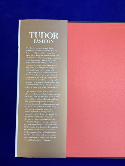 Tudor Fashion by Eleri Lynn Design History Book - Excellent condition