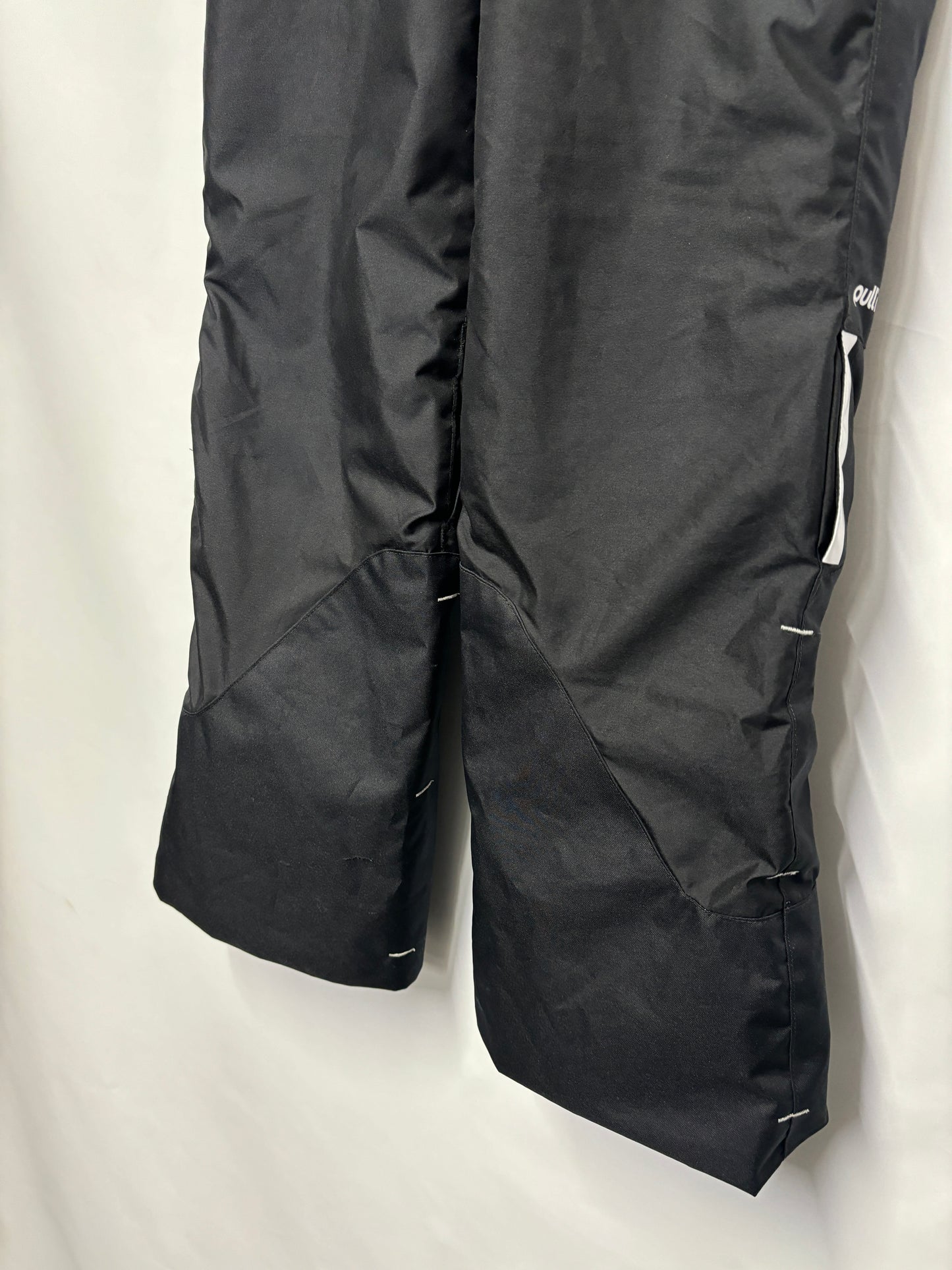 Wed'ze (Decathlon) Black Insulated Pull'n Fit Salopettes 8 Yrs