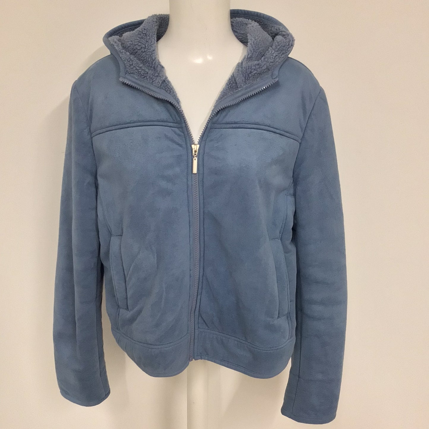 Nouveau Edition Light Blue Hooded Jumper w/Teddy Bear Lining Size 16 (on label)