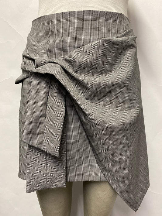 Zara Woman Grey Mini Skirt Small