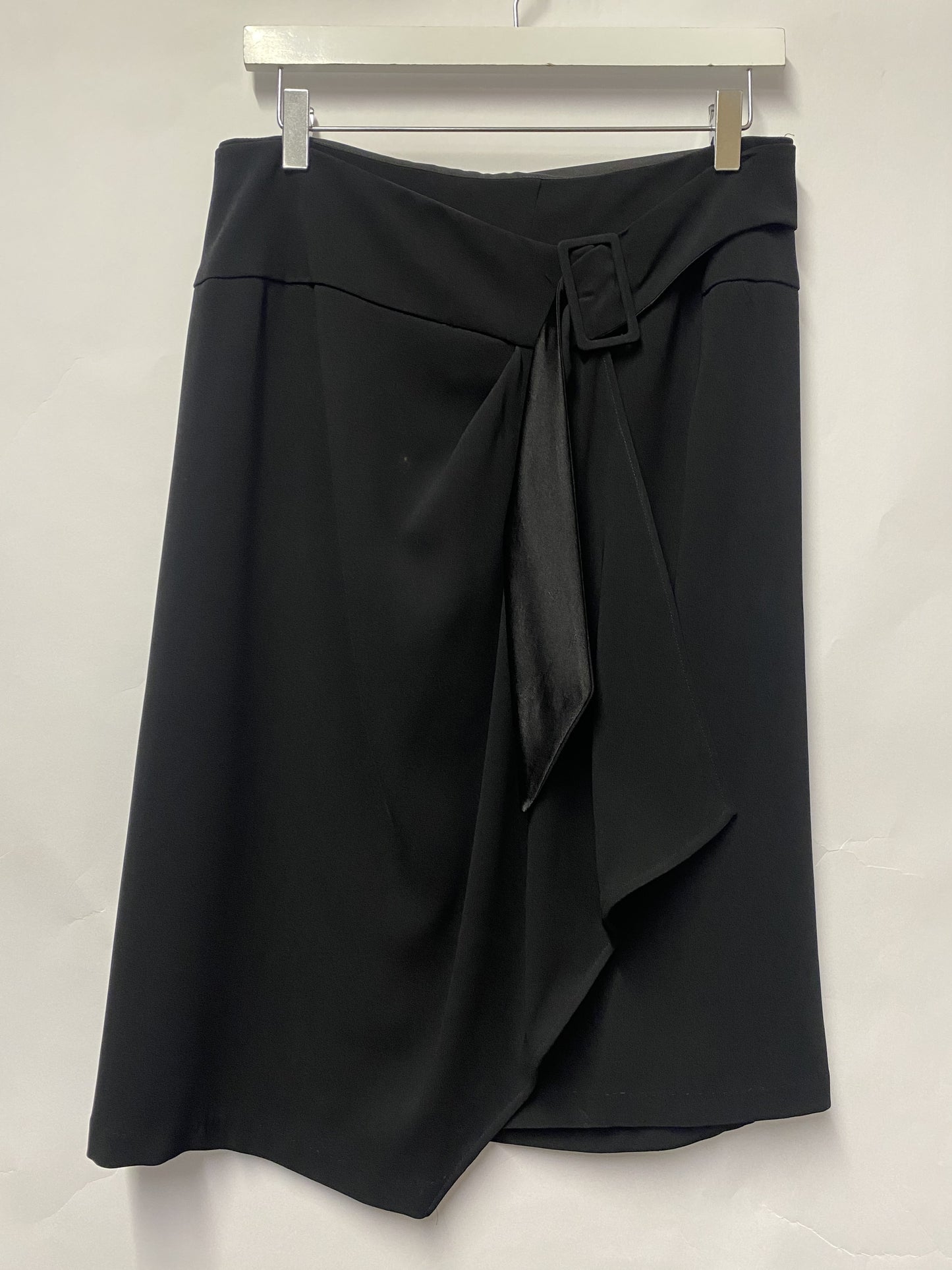 MaxMara Black Knee Length Skirt with Buckle 12