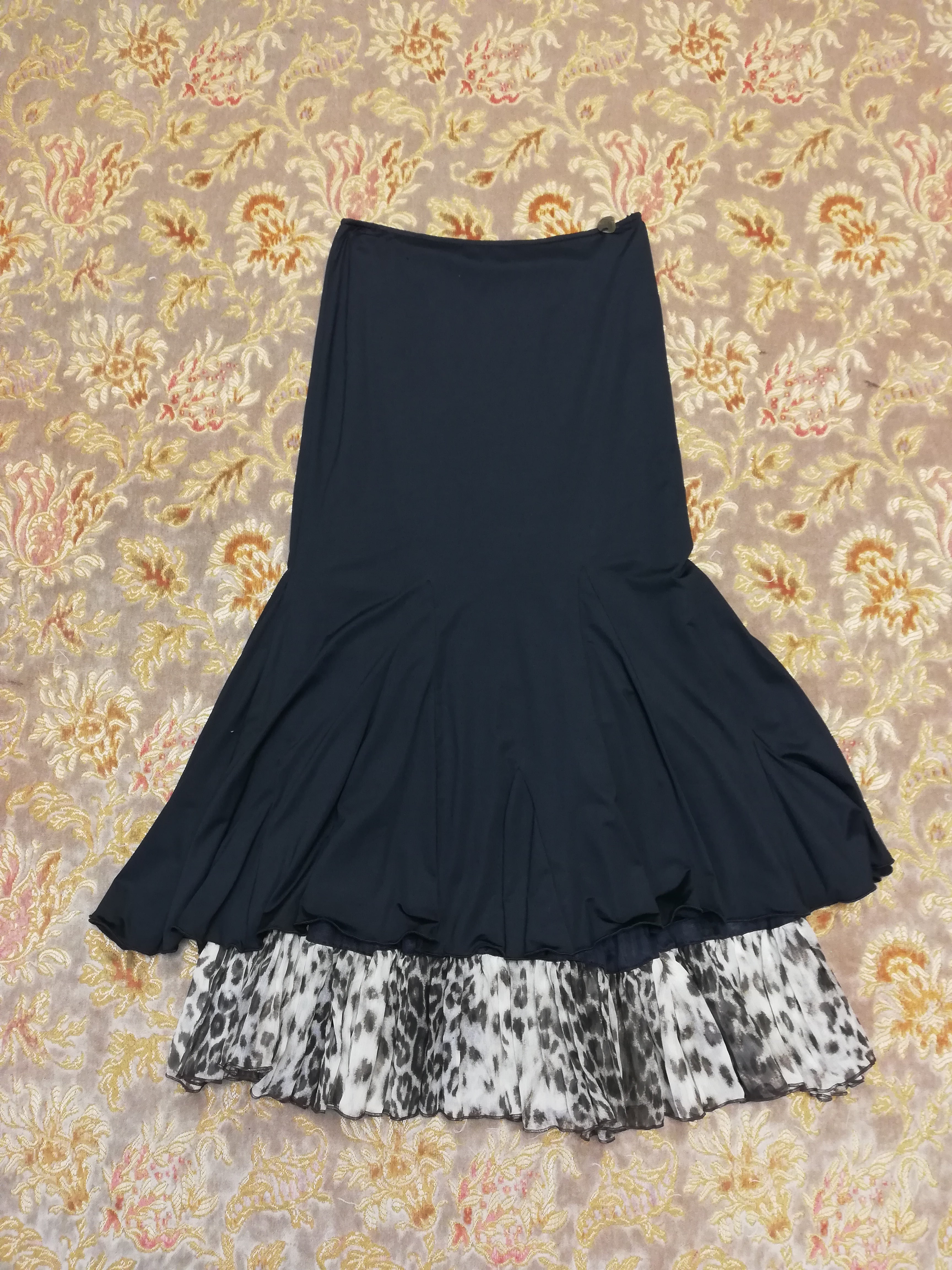 Leopard print pull outlet on midi skirt