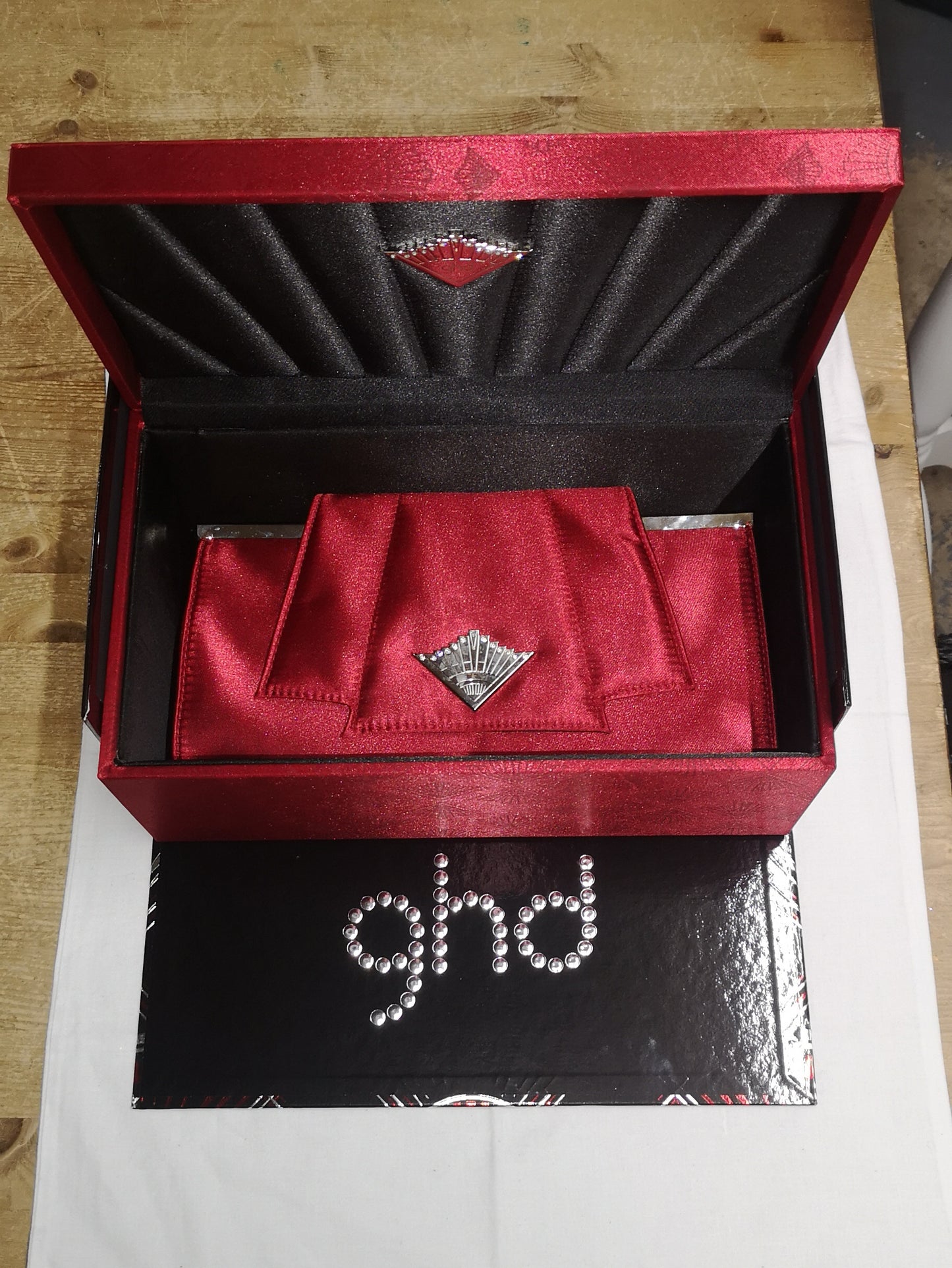 GHD - Scarlet Clutch Bag w/ Box