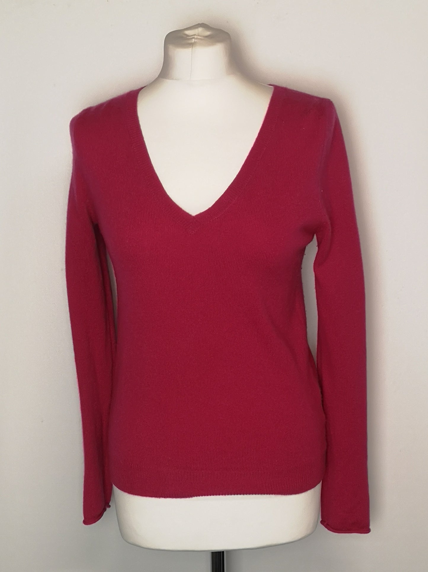 Jigsaw Fuschia Cashmere Jumper Size Small