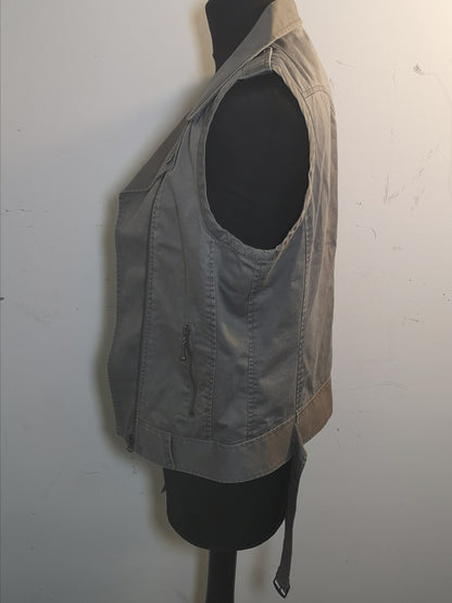 BNWT Levi's Grey Sleeveless Jacket Size S