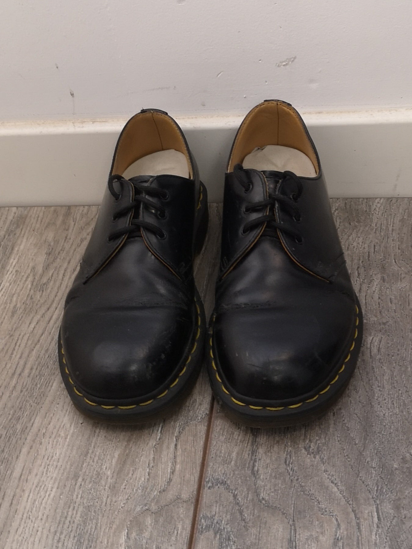 Doc Martens Black Leather Shoes Size 6