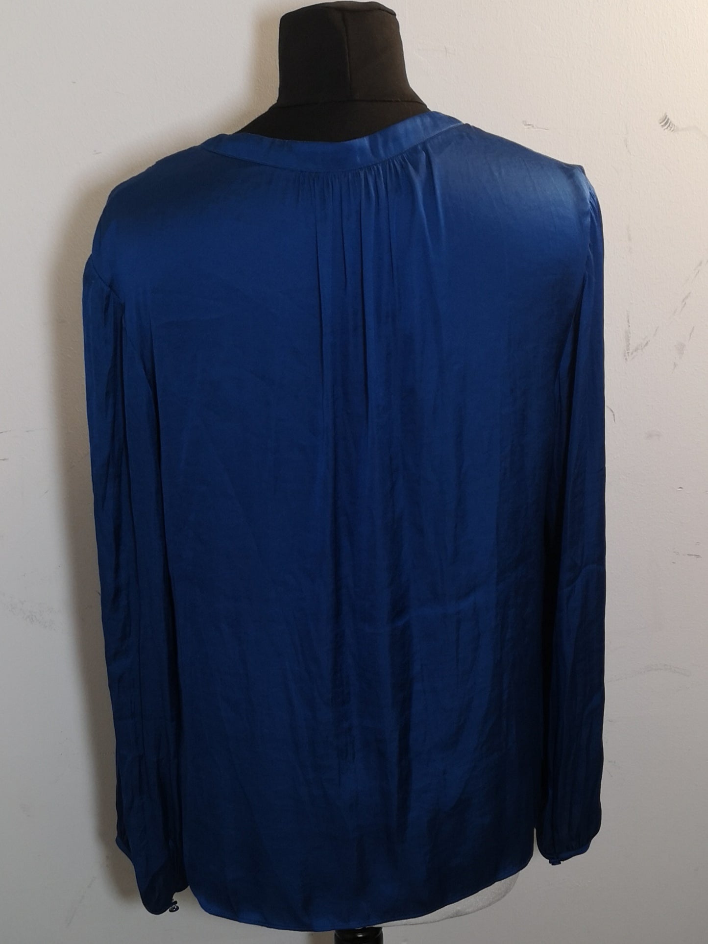 Jigsaw Blue Top Size 14