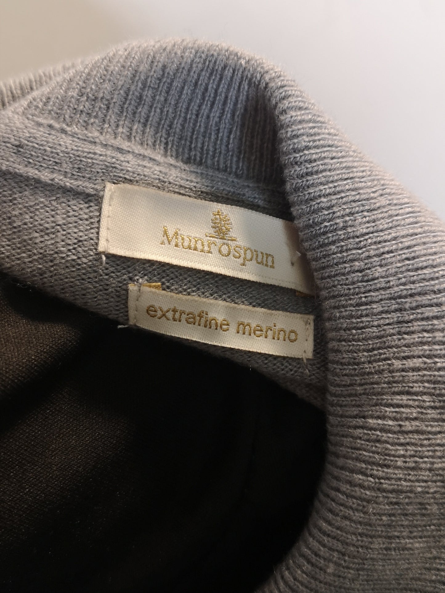 Munrospun Grey New Pure Wool Jumper Size 8