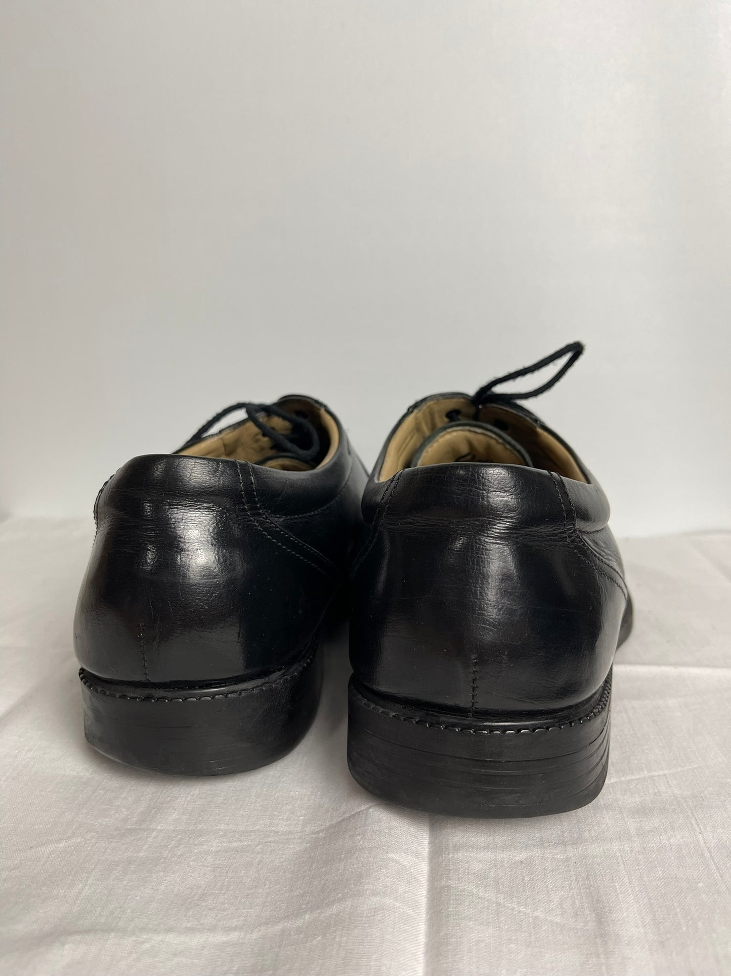 Clarks Black Leather Shoe Size 11 Wide Fit