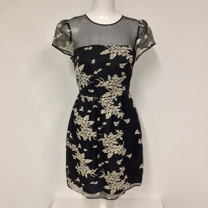 BNWT Hoss Intropia Black w/Cream Embroidery 100% Silk Dress Size 10