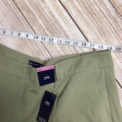 BNWT M&S Faded Khaki Cargo High Rise Wide Trousers Size 22