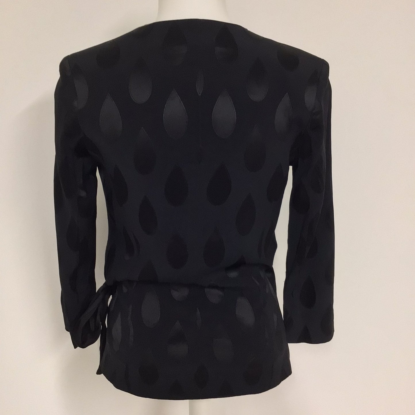 French Connection Black Satin Patterned Wrap Top Blouse w/Shoulder Pads Size 10