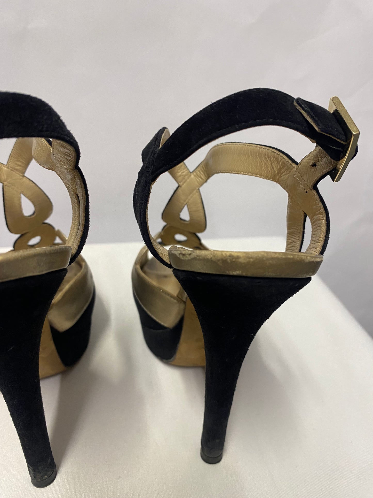 Fendi Black and Gold Suede Peep Toe Platform Heel 38/5