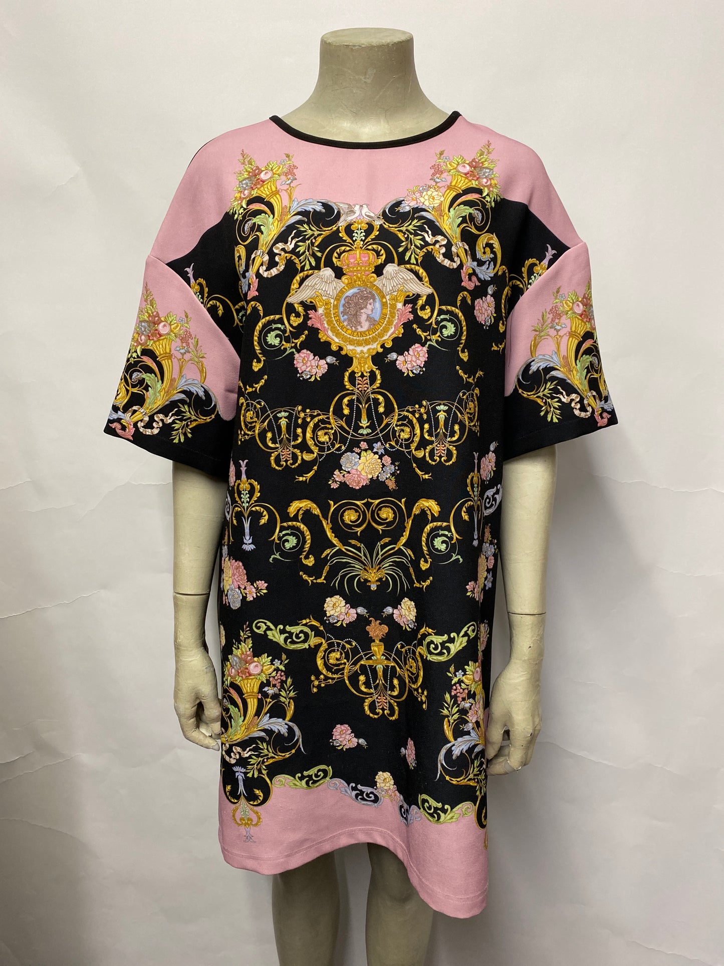 Versace Jeans Couture Black and Pink Graphic Patterned T-shirt Dress 12