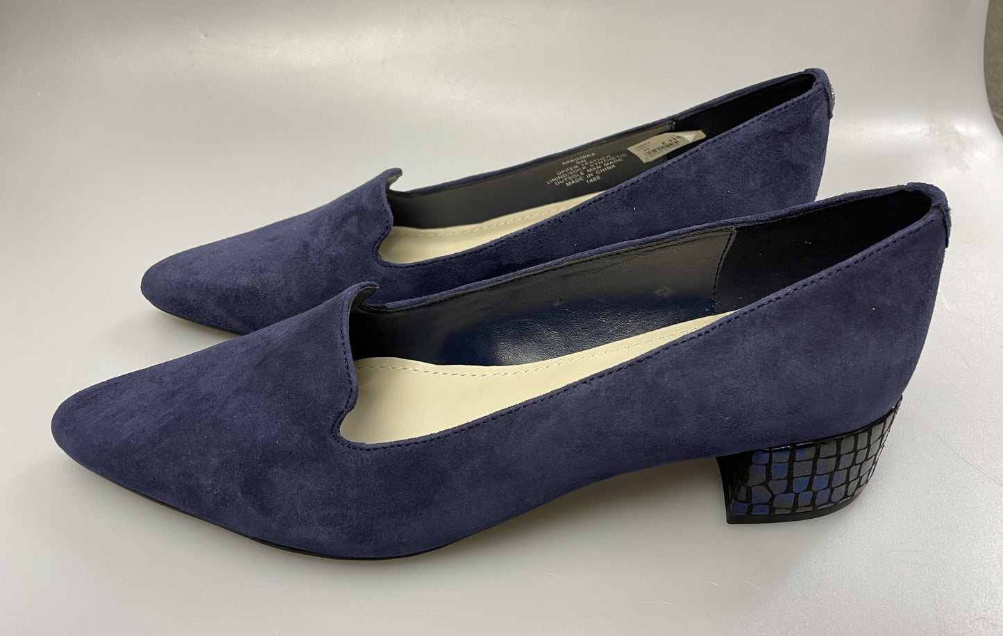 Anne Klein New without Box Navy Blue Suede Leather Low Heeled Shoes UK 7