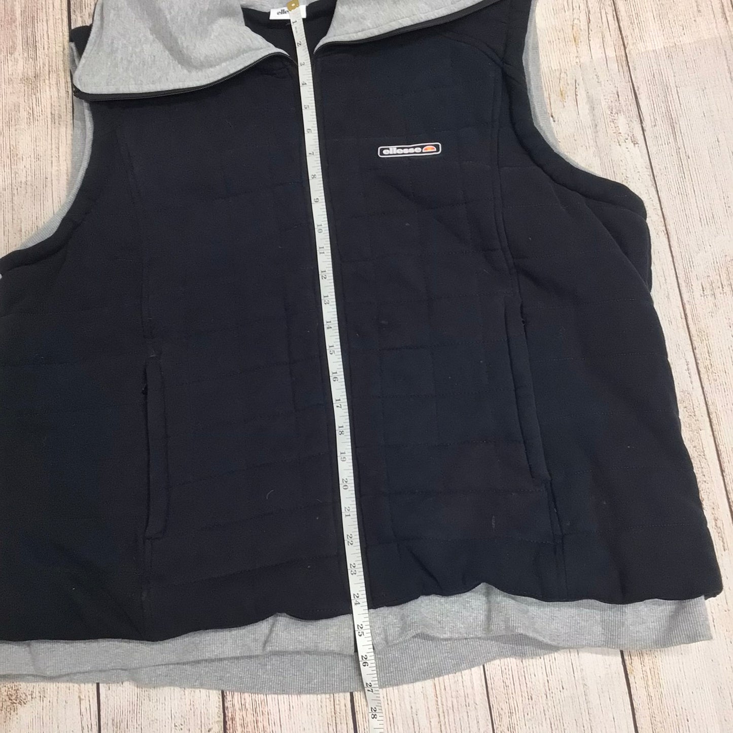 Ellesse Black & Grey Body Warmer Gilet Size 26