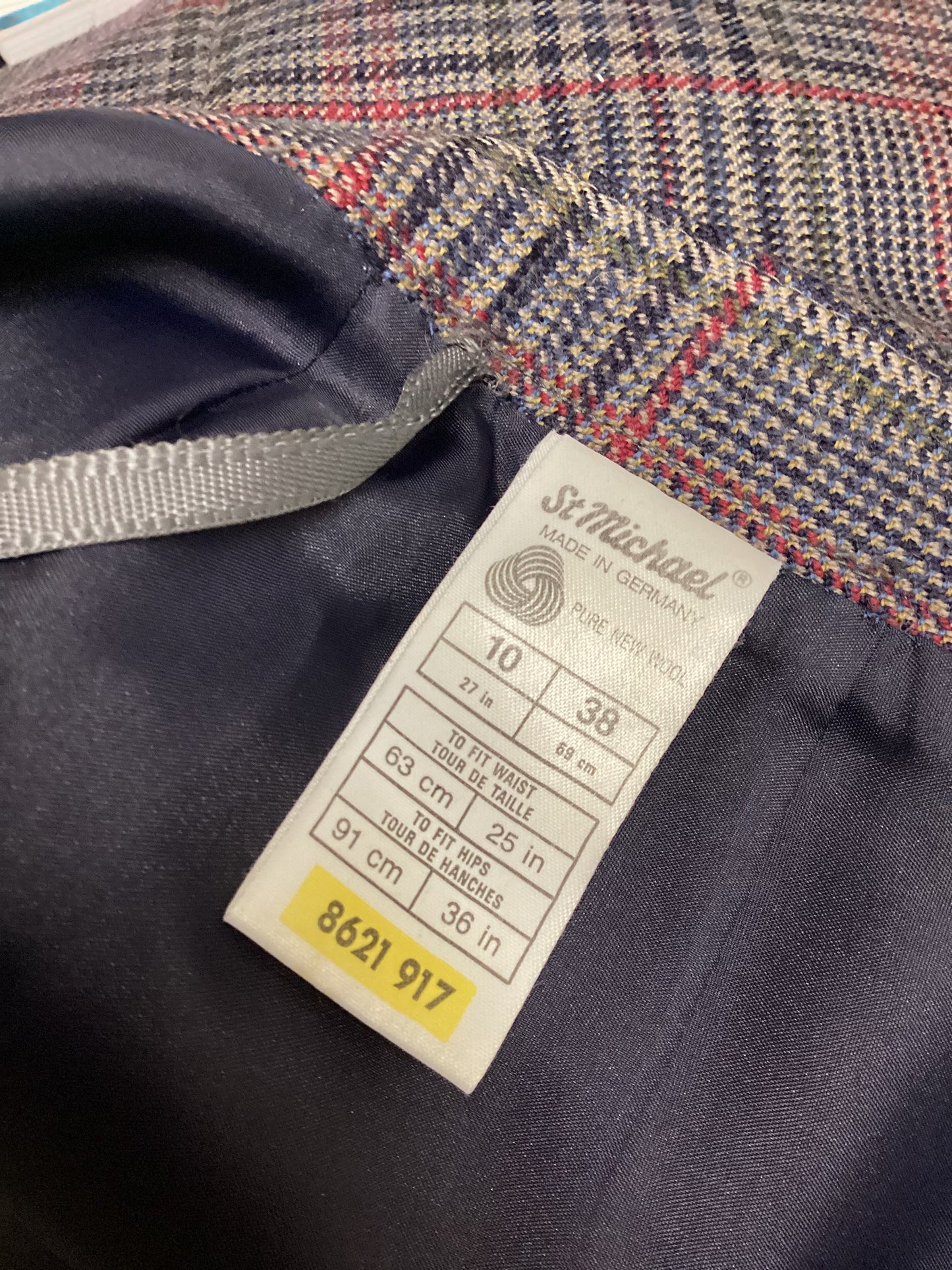 Vintage St Michael 100% Pure New Wool Tartan Pencil Skirt W25