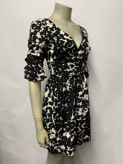 Karen Millen Black and White Floral Silk Tunic Mini Dress 8