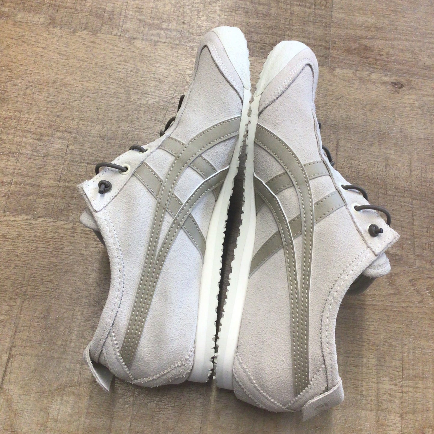 Onitsuka Tiger Cream Beige Slip On Trainers 1183C157 Size 5 UK