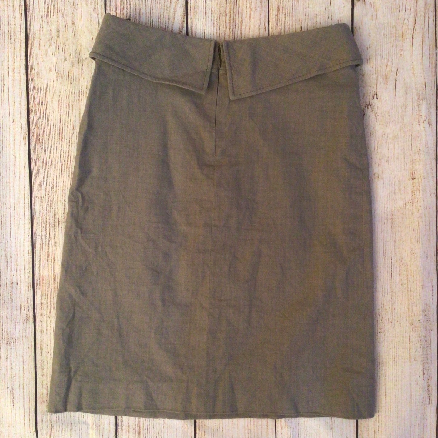 Valentino Taupe Grey Brown 58% Linen Skirt Size S (6 on label)