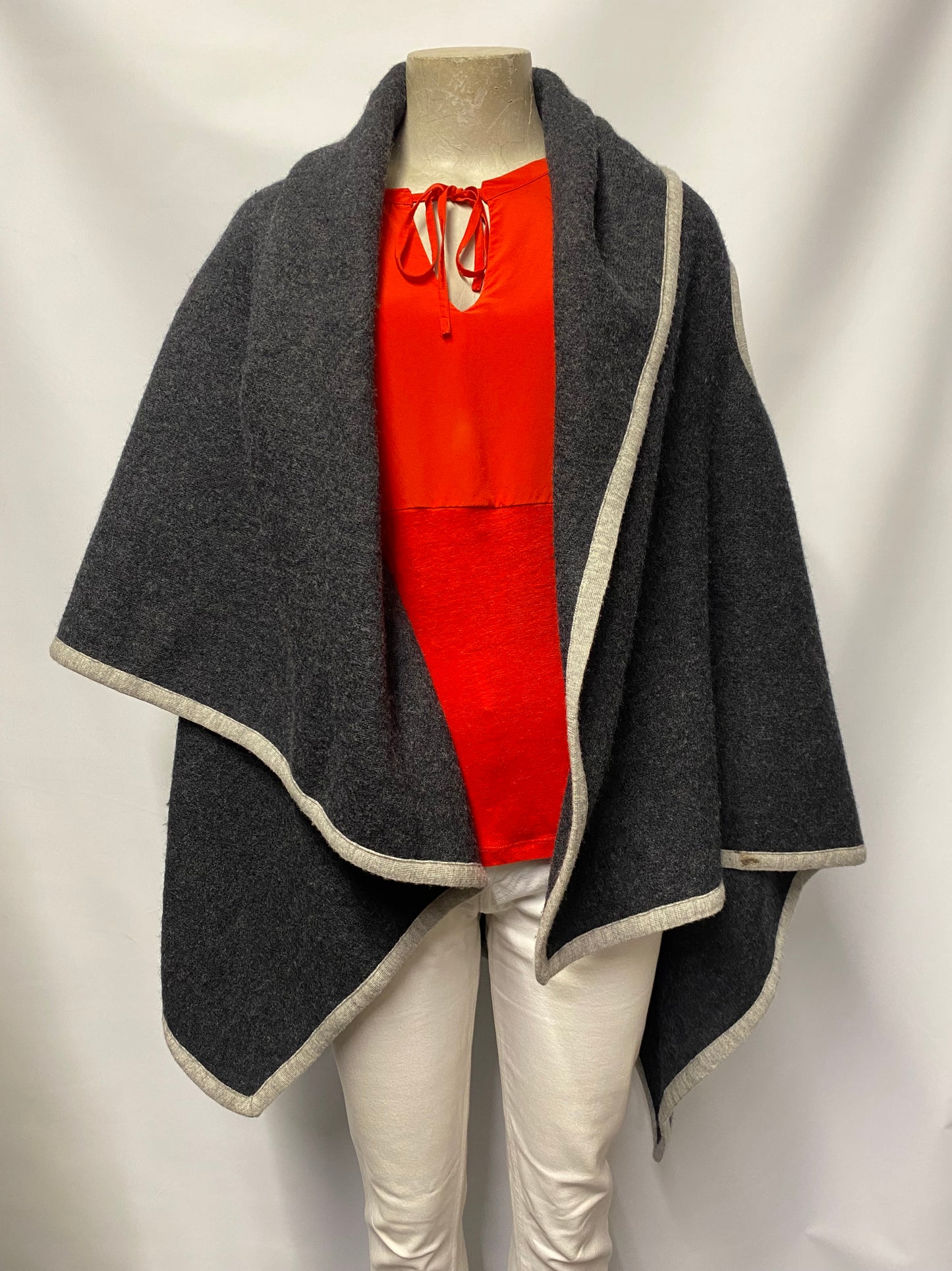 Kenzo Defile Grey Wool Winter Cape One Size