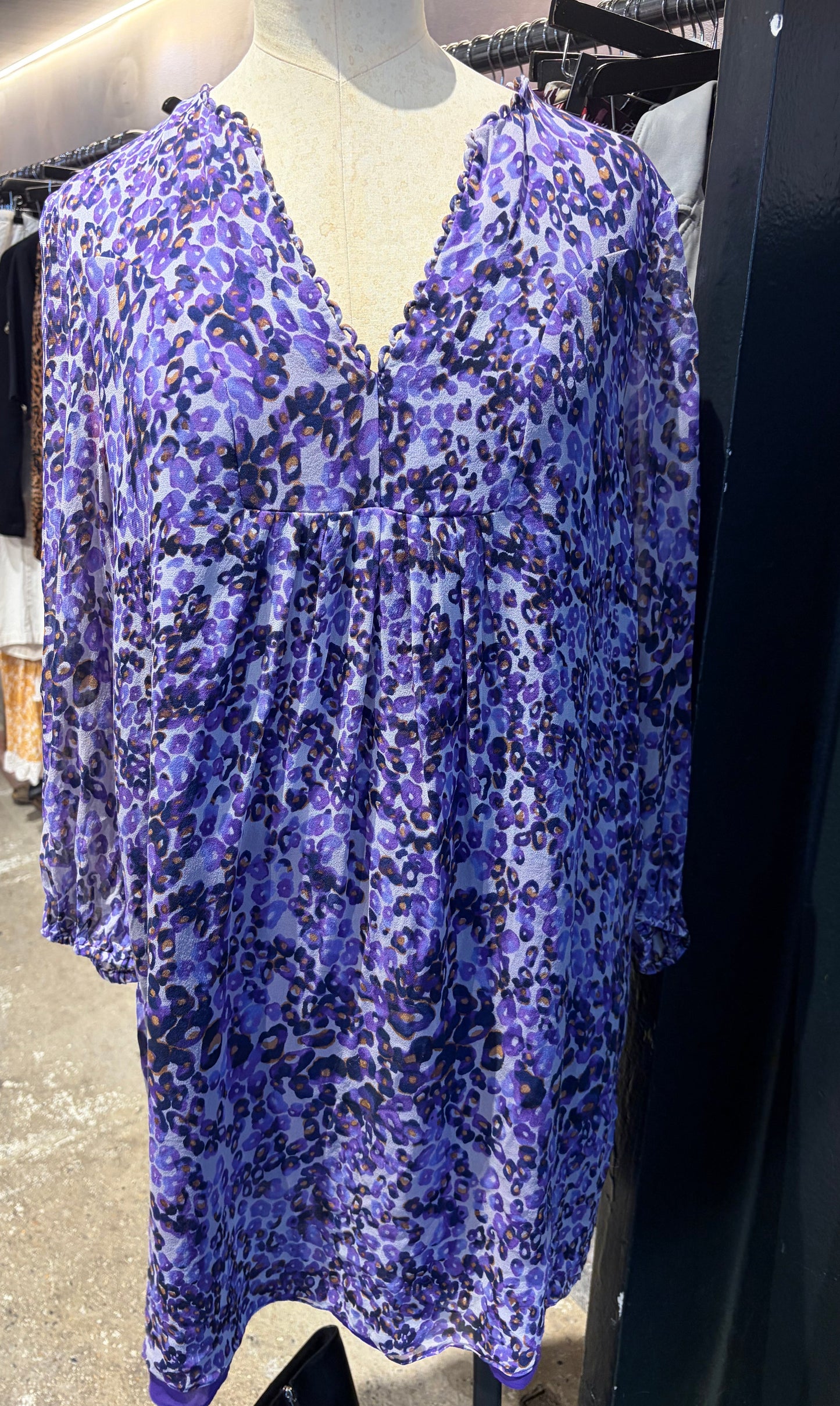 Diane Von Furstenberg Purple Silk Blouse Dress, Size 10