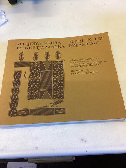Alitji In The Dreamtime Bilingual
