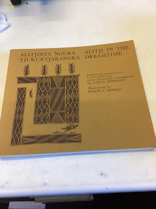 Alitji In The Dreamtime Bilingual