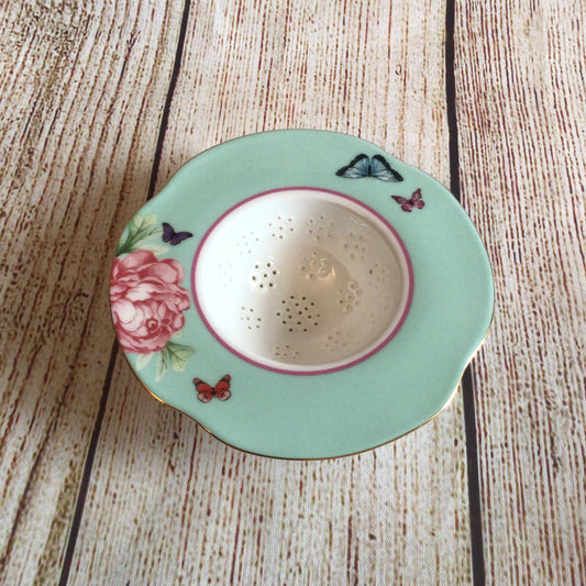 Royal Albert England 1904 Miranda Kerr Tea Strainer