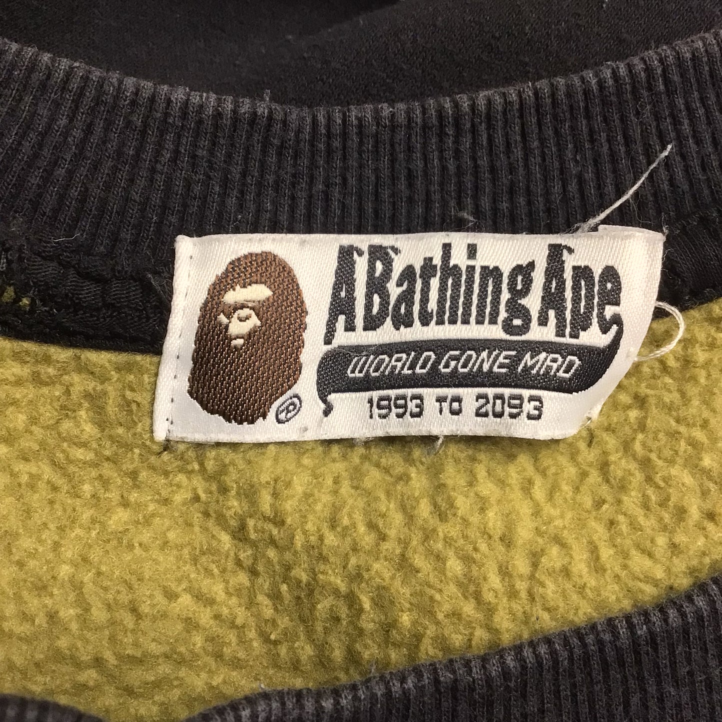 Vintage A Bathing Ape BAPE Black Sweatshirt w/Green Camo Back Size Ch 40" (approx.)