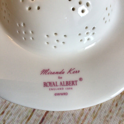 Royal Albert England 1904 Miranda Kerr Tea Strainer