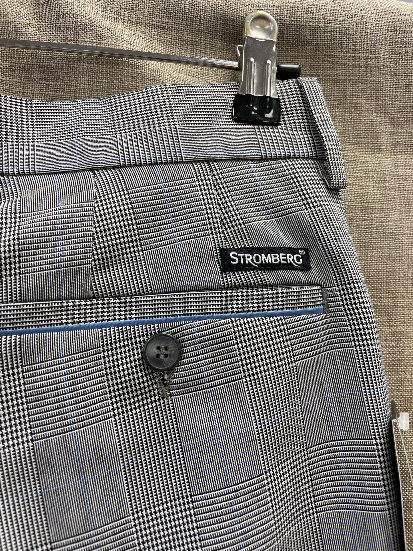 Stromberg New with Tags Grey White Checked Slim Fit Golf Trousers 33 Regular