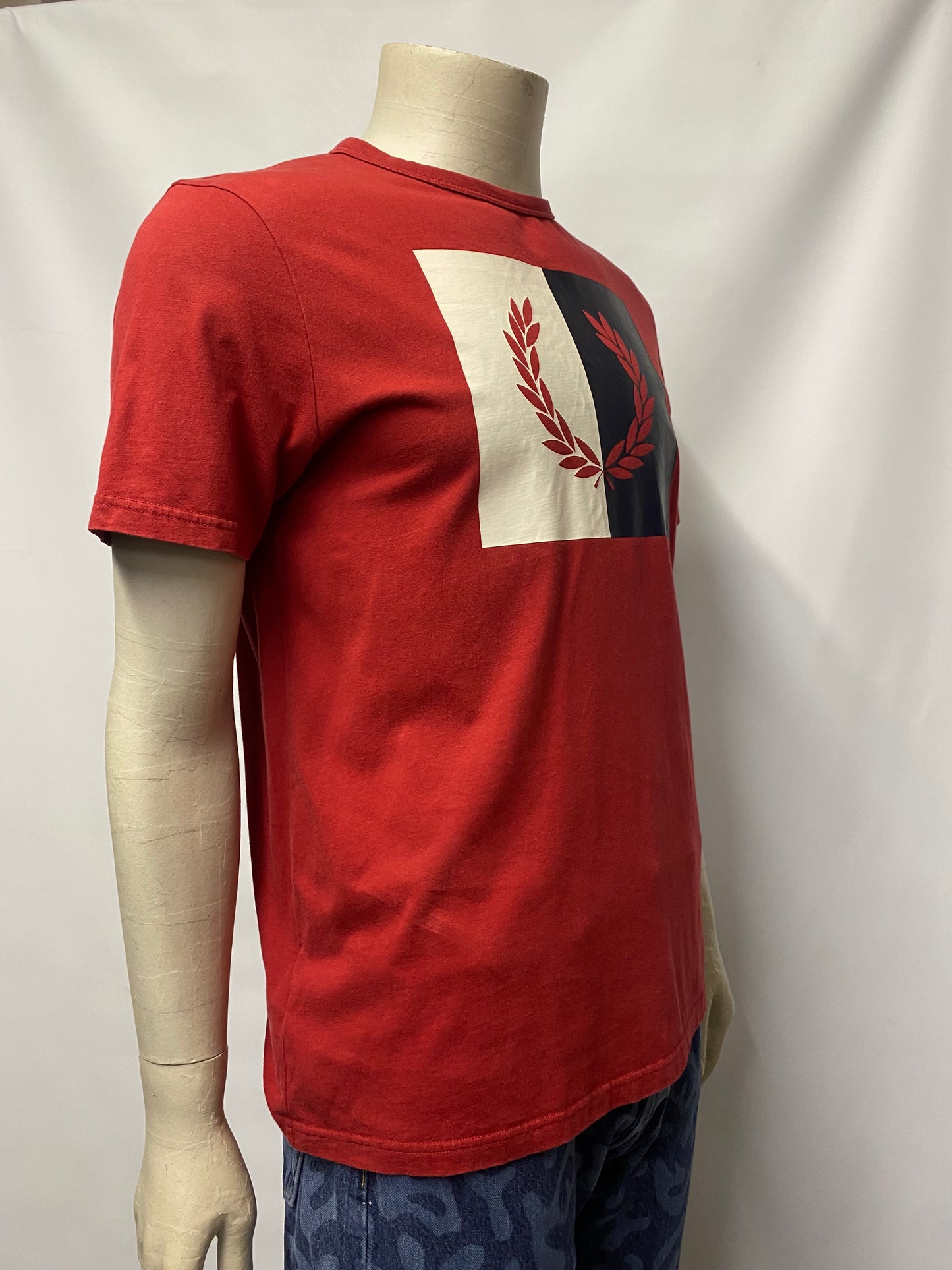 Fred Perry Red Cotton Logo T-shirt Large