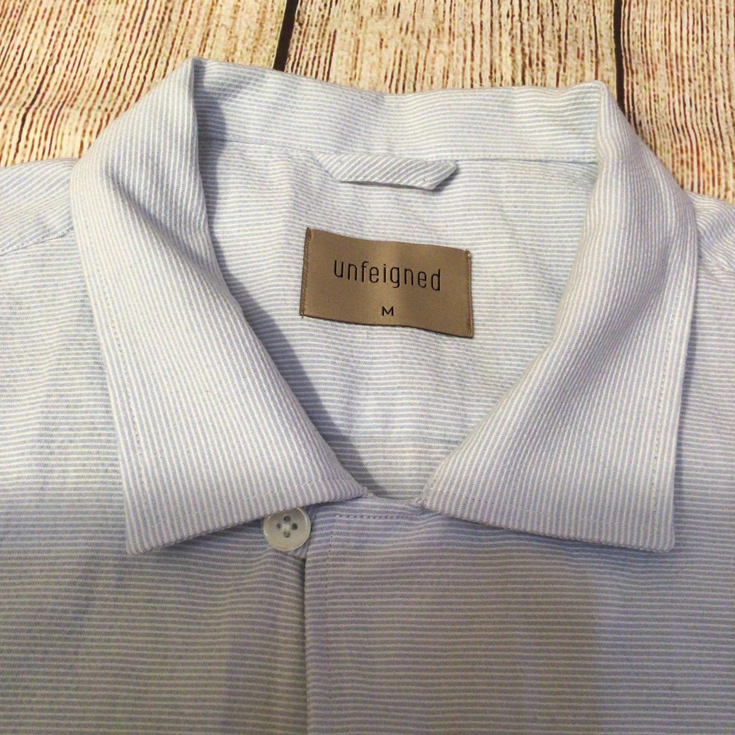 Unfeigned Light Blue Stripe Short Sleeve Shirt Size M