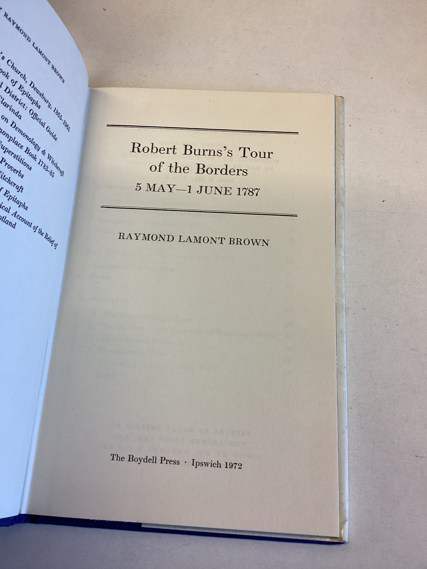 Robert Burns's Tour Of The Borders Raymond Lamont Brown