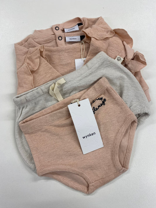 Wynken Baby Bundle Pink and Cream Sweater, Tee and Bloomers 6 Months BNWT