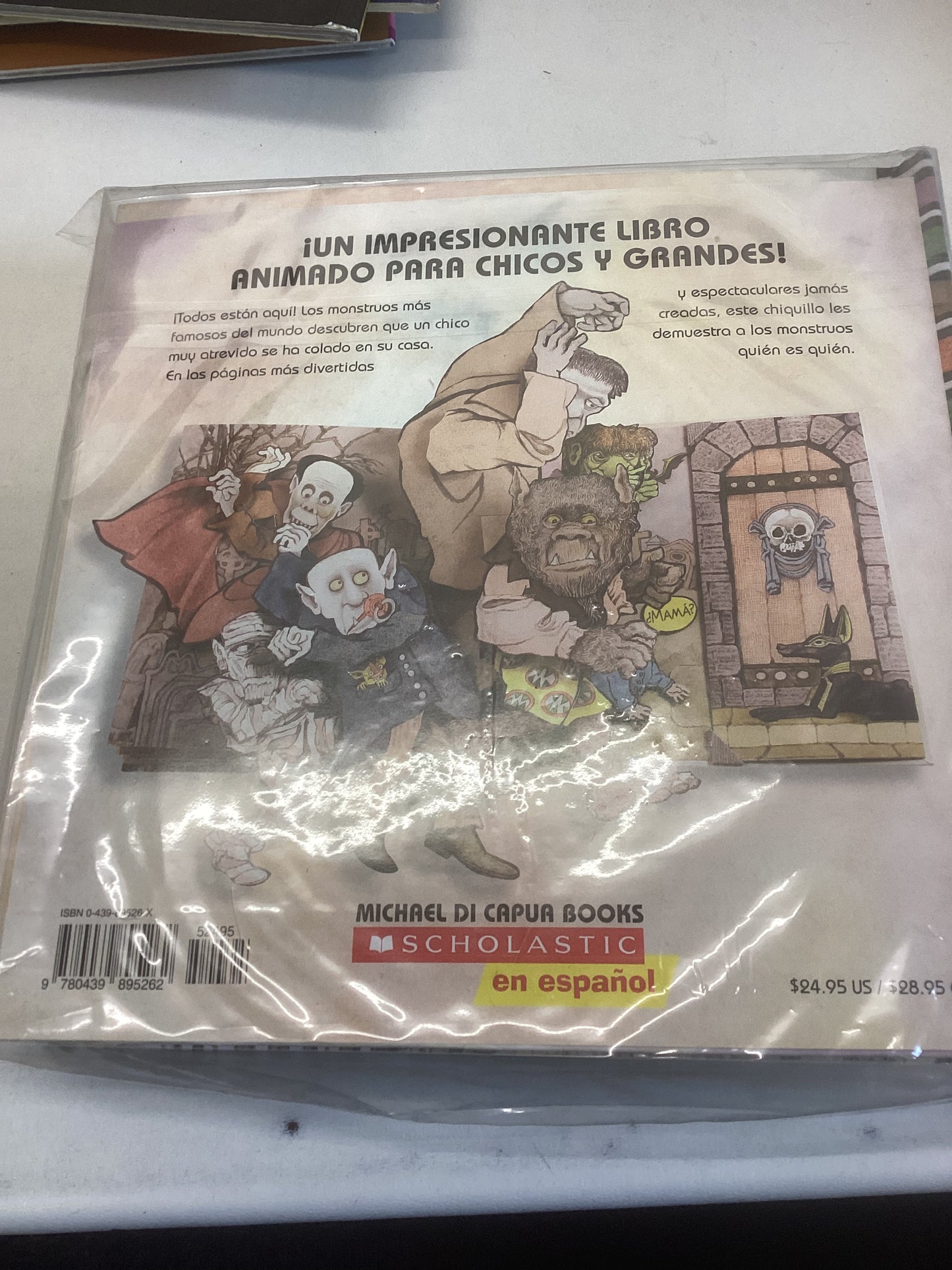 Mama/Mummy Sendak Yorinks Reinhart Children's Pop Up Book Spanish