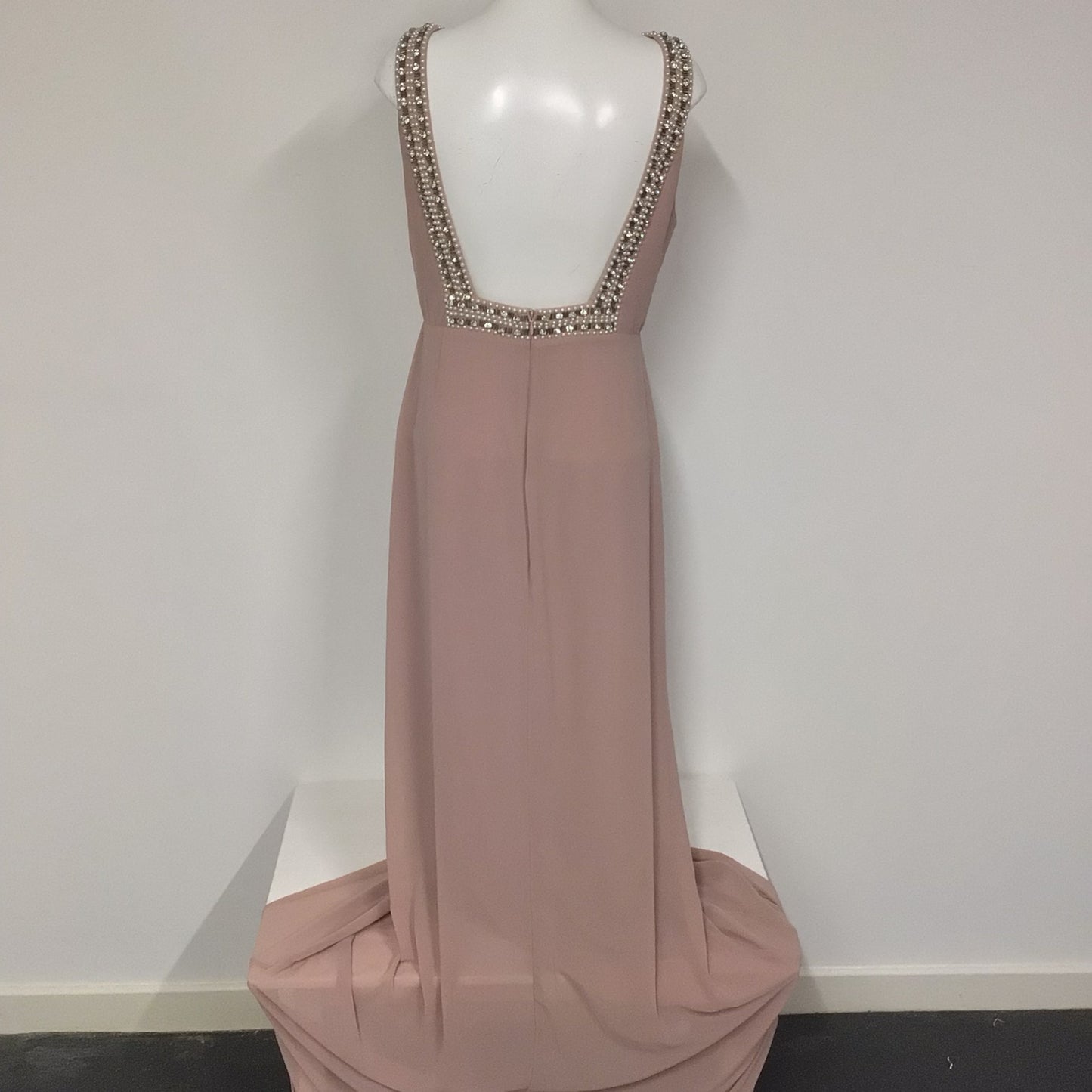 BNWT TFNC Riva Mauve Pink Maxi Backless Dip Hem Prom Dress Size 14