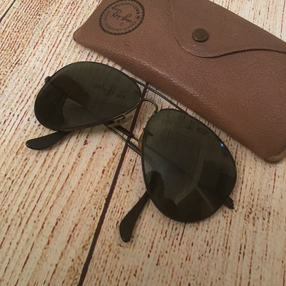 Vintage Ray Ban B&L USA Black Aviator Classic Sunglasses & Case