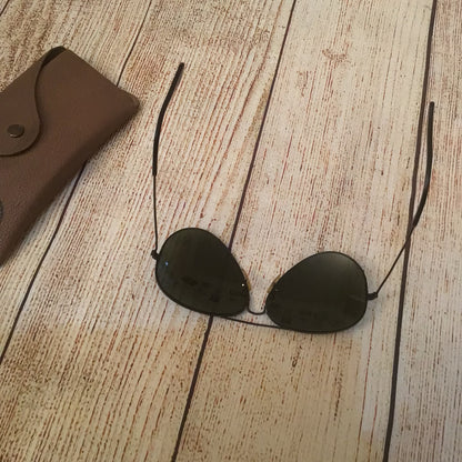 Vintage Ray Ban B&L USA Black Aviator Classic Sunglasses & Case