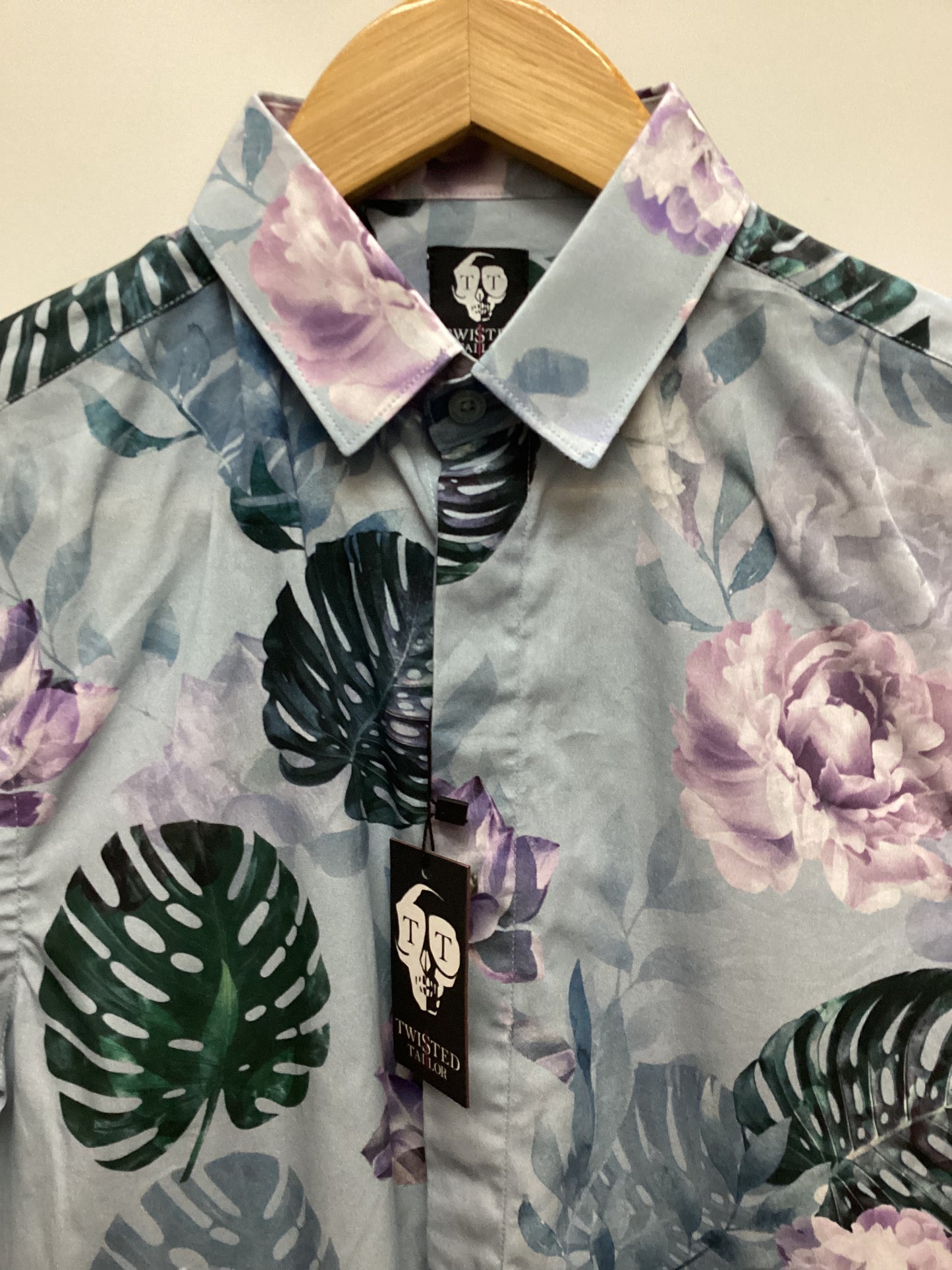 BNWT Twisted Tailor Floral Shirt Size XS