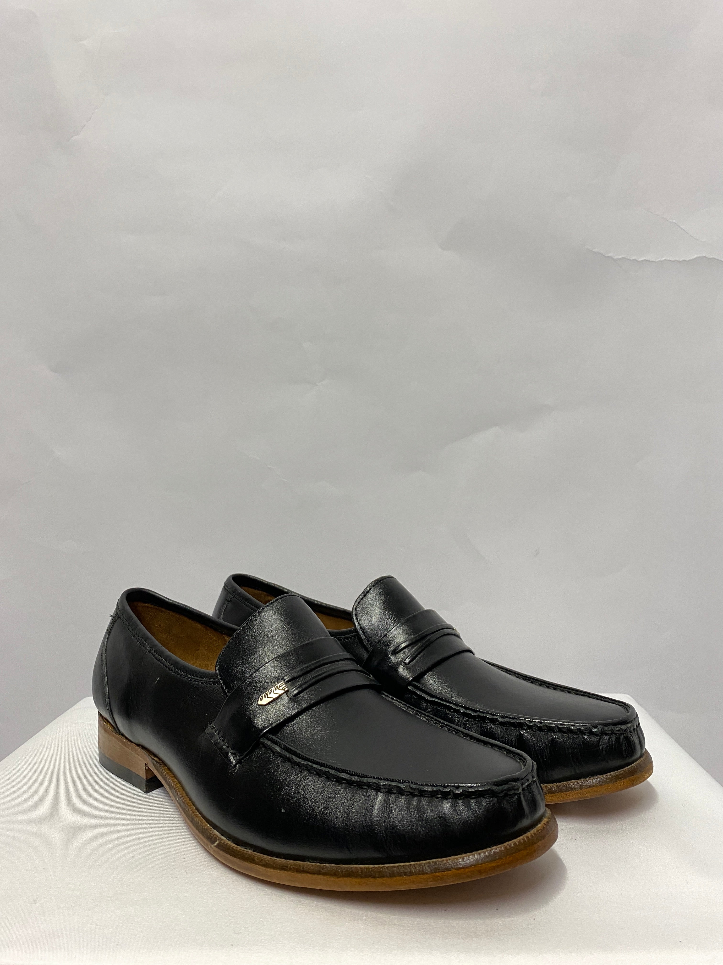 Samuel Windsor Black Leather Penny Loafer Slip On 8 Shop for Shelter