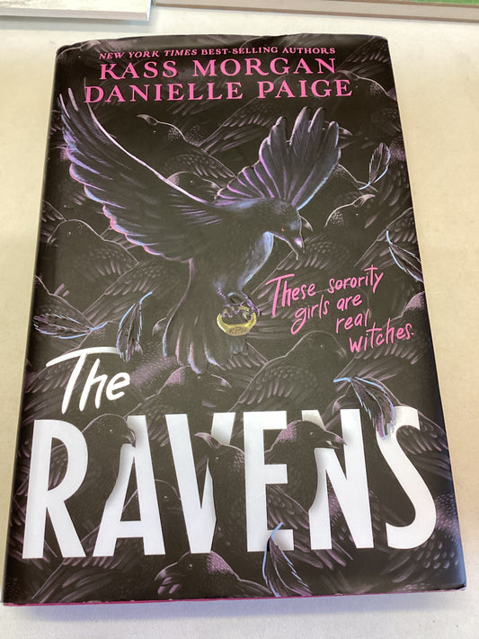 The Ravens Kass Morgan Danielle Paige Signed These Sorority Girls are Real Witches