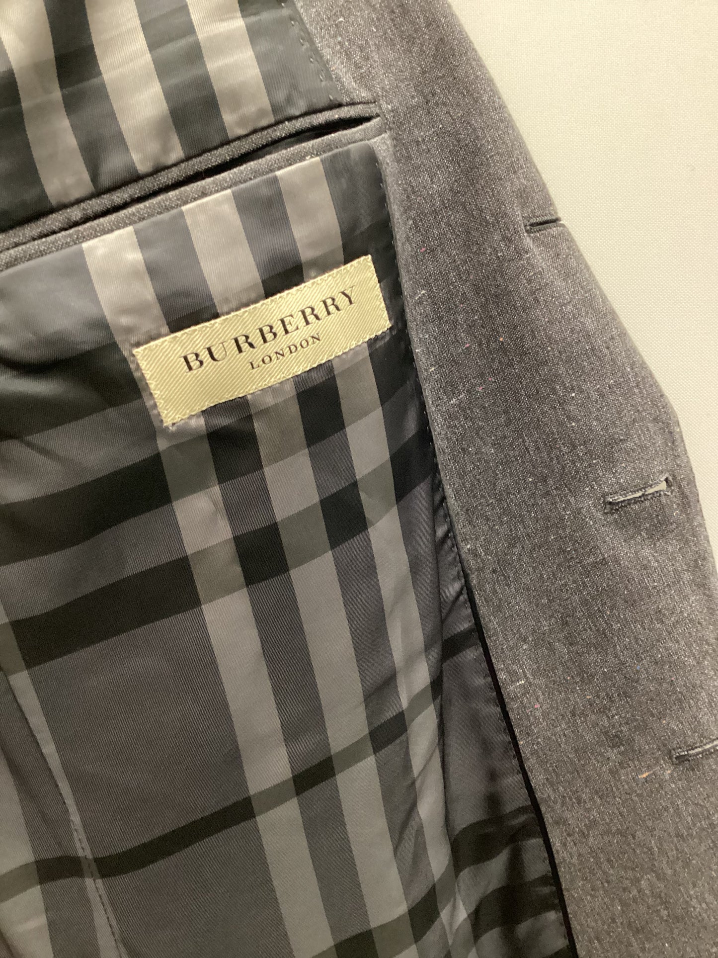 Burberry Cotton, Linen and Silk Grey Blazer Size 54