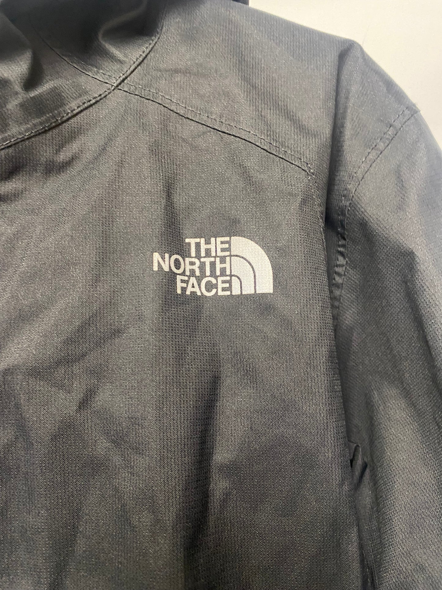 The North Face Black Raincoat Kids Medium