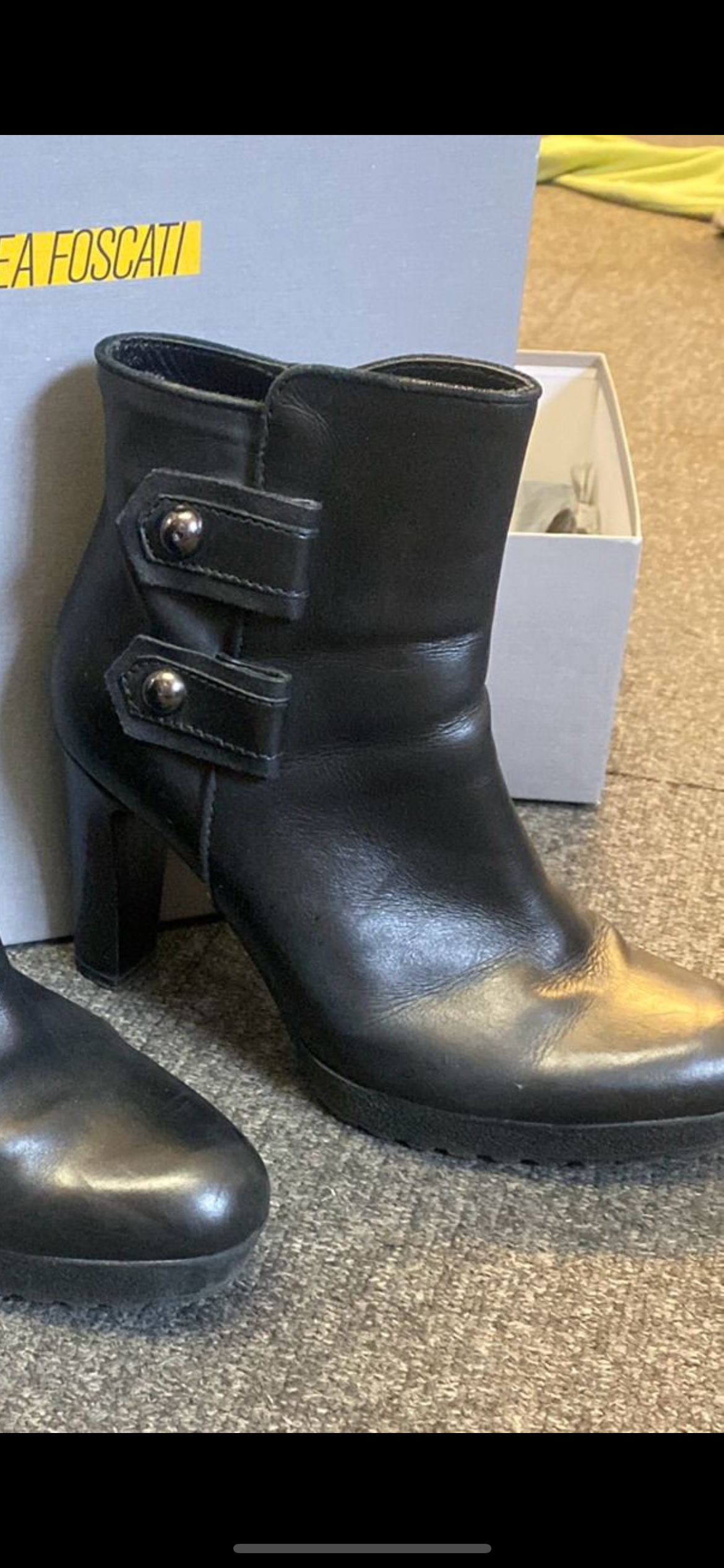 Manas Black Heeled Boots Size 5